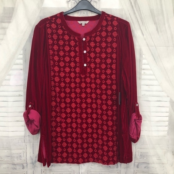 John Mark Plus Red Faux Velvet Embroidered Roll-Tab Sleeve Half Button Tunic Top - Picture 7 of 13